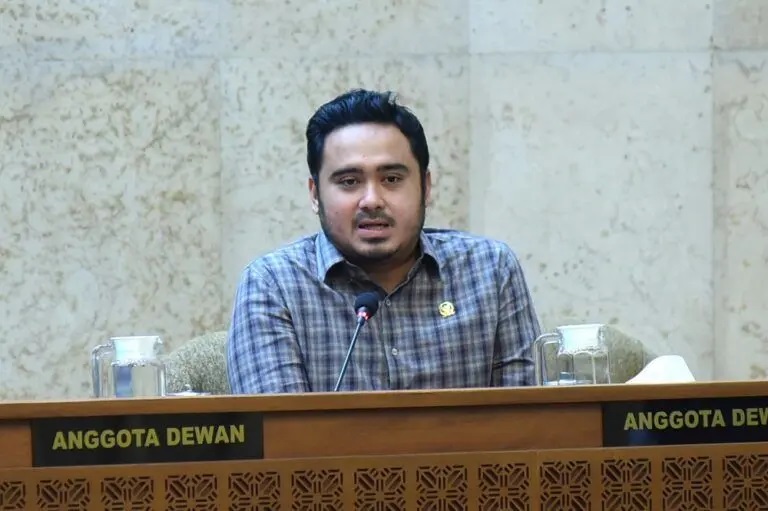 1512-ahmad-irawan-dpr1