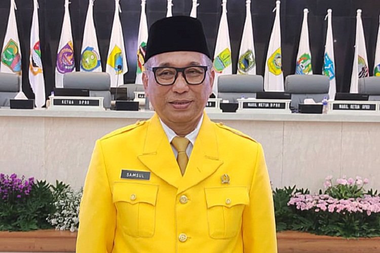 image_750x_67bbd8c5980c7