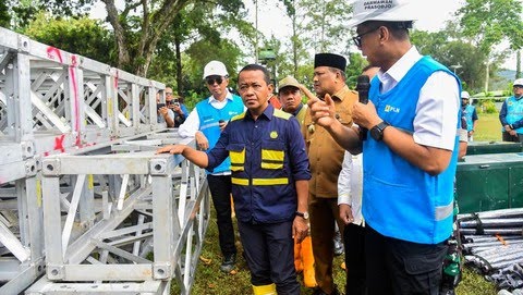 menteri-energi-dan-sumber-daya-mineral-esdm-bahlil-lahadalia-melakukan-kunjungan-kerja-ke-kabupaten-bireuen-provinsi-aceh-pada-1764669749240_169