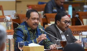 Anggota_Komisi_III_DPR_RI_Rikwanto_dalam_RDPU_Komisi_III_dengan_Kuasa_Hukum_Triwulan_Sari_di_Gedung_20260120182416-860x557