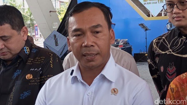 menteri-kependudukan-dan-pembangunan-keluargakepala-bkkbn-wihaji-1753681348343_169