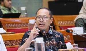 2407--nur purnamasidi dpr ri